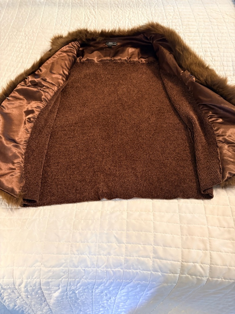 Brown Faux Fur Trim Cardigan Teddy Jacket– Size 2X – Like New - Picture 7 of 8